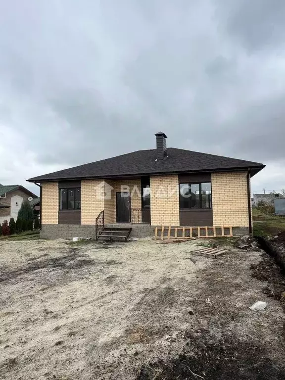 Дом в Белгородская область, Белгородский район, Тавровское с/пос, с. ... - Фото 1