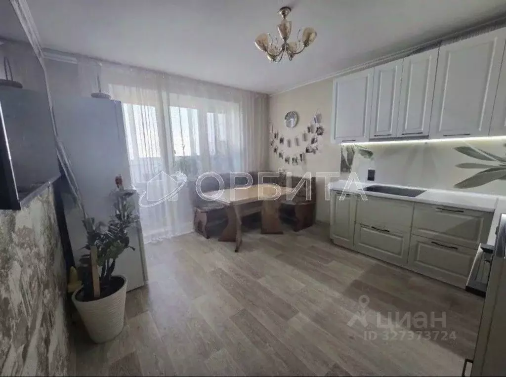 3-к кв. Тюменская область, Тюмень ул. Константина Посьета, 7 (86.3 м) - Фото 2