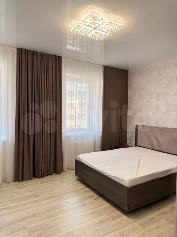 3-к. квартира, 105 м, 5/9 эт. - Фото 0