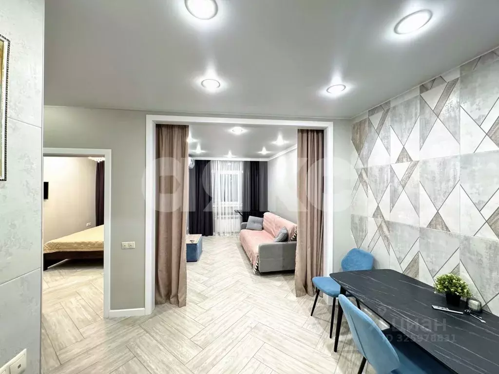 2-к кв. Краснодарский край, Сочи Светлана мкр, ул. Депутатская, 10 ... - Фото 1