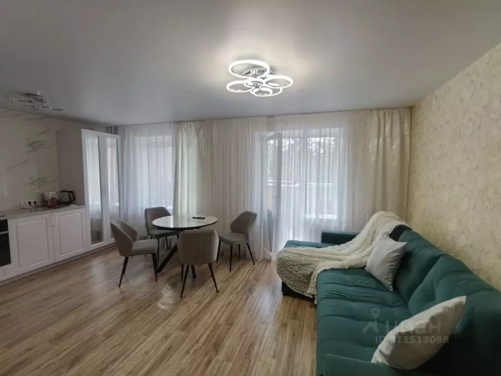2-к кв. Красноярский край, Ачинск 5-й мкр, 58 (54.0 м) - Фото 0