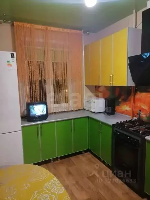 4-к кв. Астраханская область, Астрахань ул. Куликова, 77 (95.2 м) - Фото 1