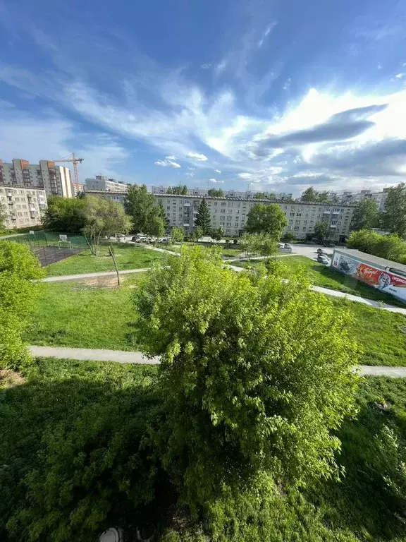 2-к. квартира, 43 м, 5/9 эт. - Фото 1