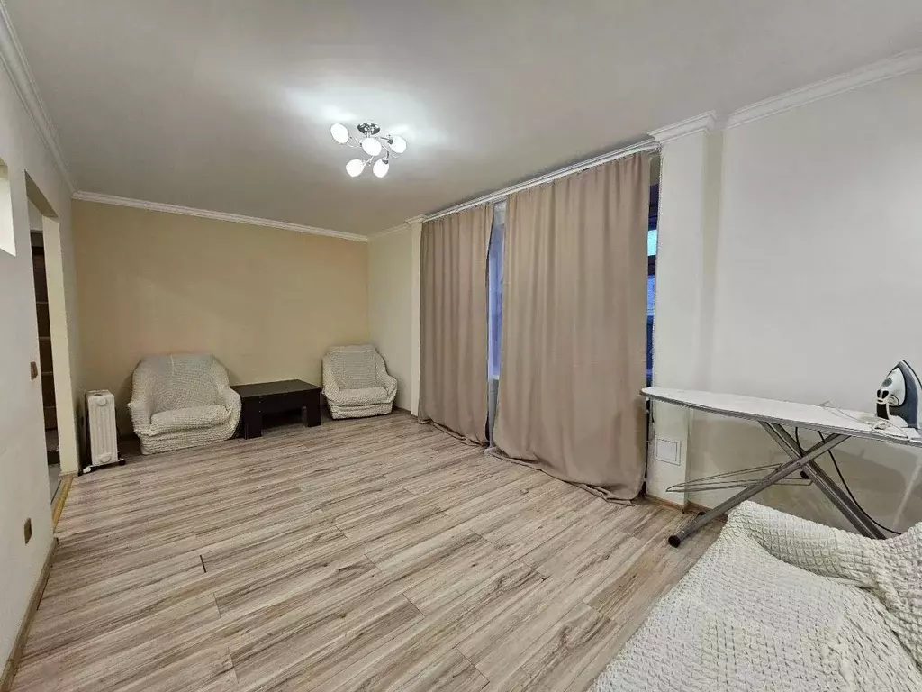 2-к кв. Тюменская область, Тюмень ул. Чернышевского, 2Бк2 (70.0 м) - Фото 1