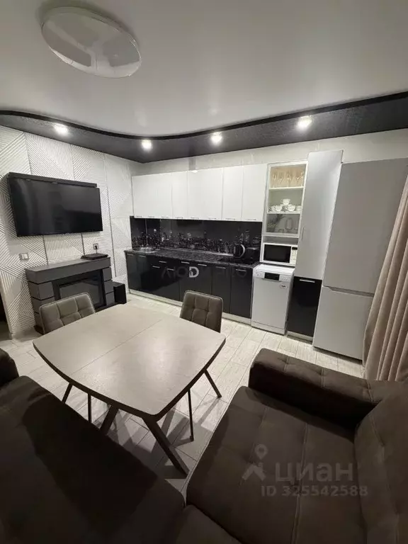 2-к кв. Кировская область, Киров ул. Сурикова, 37 (53.0 м) - Фото 1