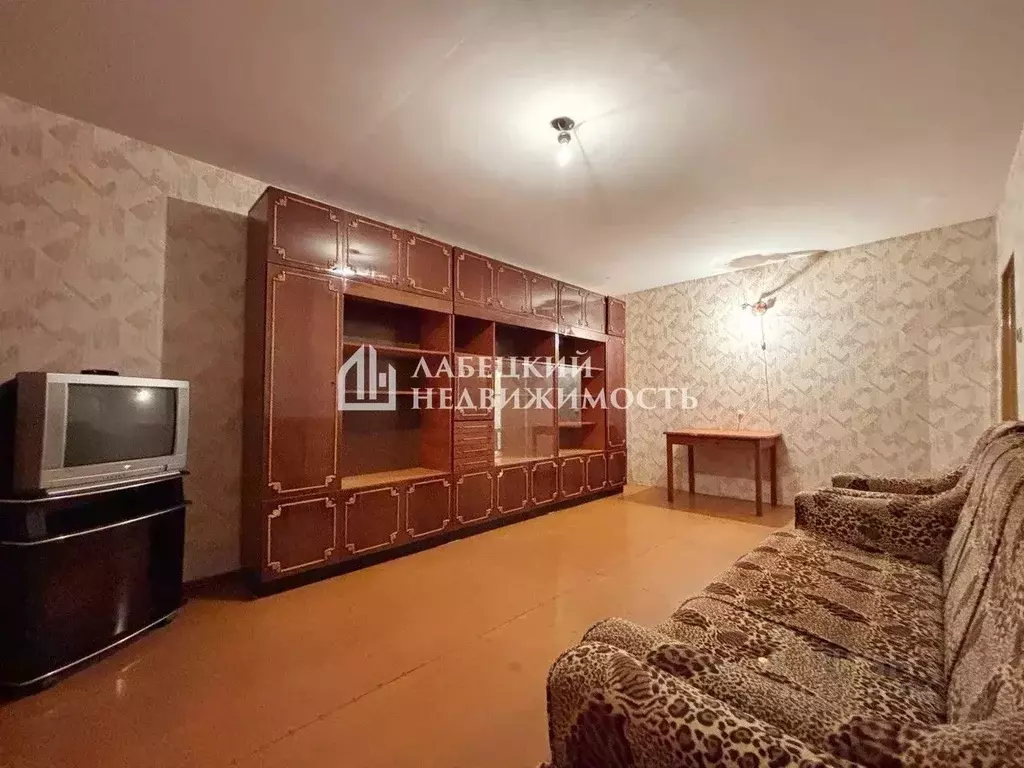 3-к кв. Тверская область, Спирово пгт ул. Мира, 10 (67.9 м) - Фото 1