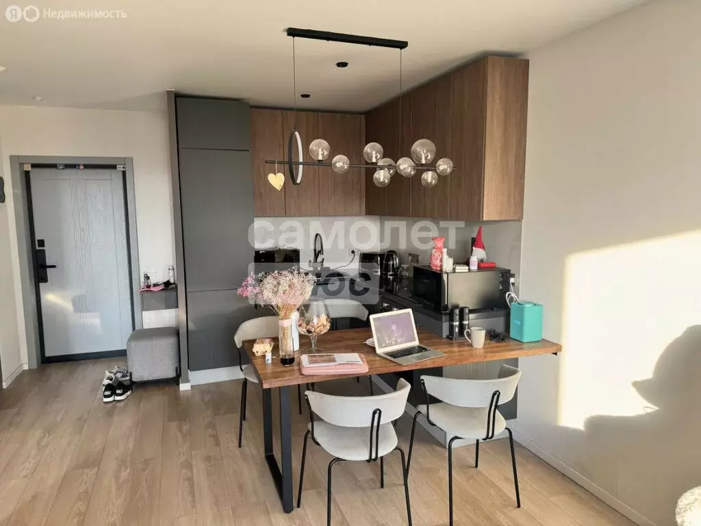 2-комнатная квартира: посёлок городского типа Новоивановское, ... - Фото 1