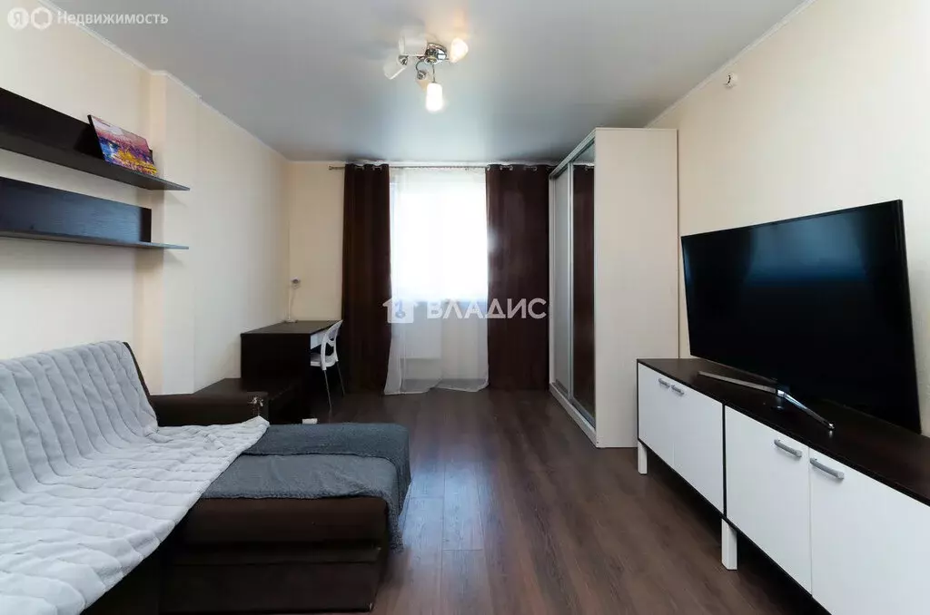 2-комнатная квартира: Тобольск, 15-й микрорайон, 22 (54 м) - Фото 1