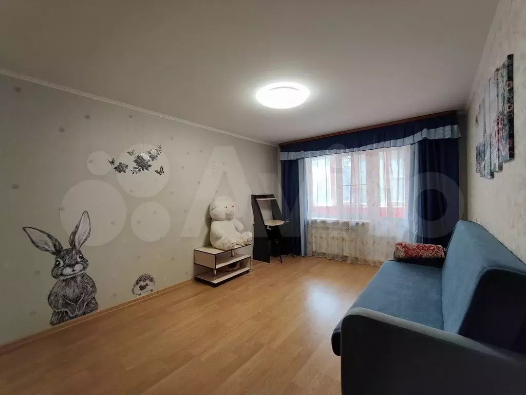 1-к. квартира, 37 м, 4/9 эт. - Фото 1