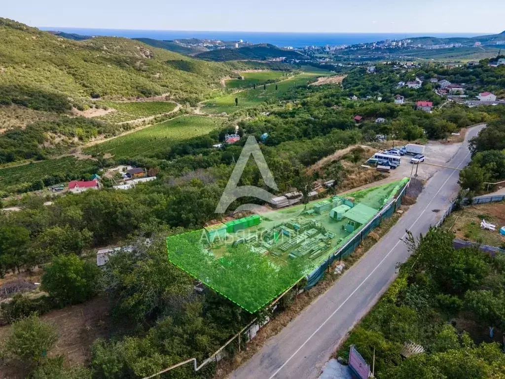 Участок в Крым, Алушта муниципальный округ, с. Нижняя Кутузовка ул. ... - Фото 2