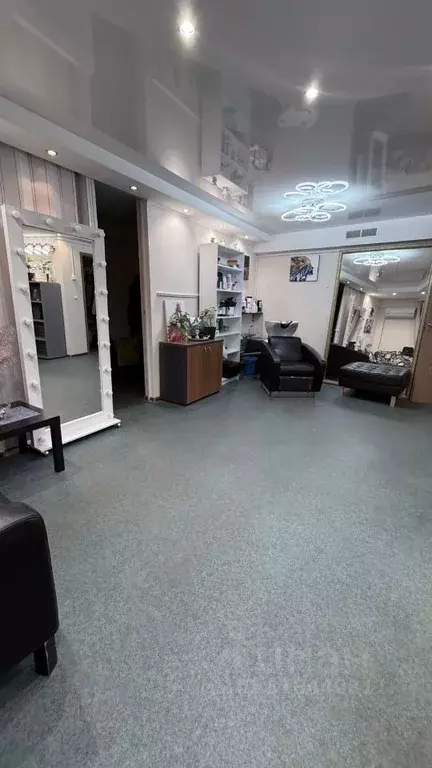 Помещение свободного назначения в Московская область, Лобня ул. ... - Фото 0