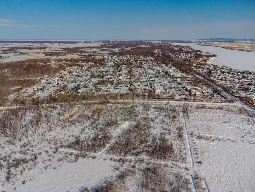 Участок в Хабаровский край, Имени Полины Осипенко район, с. ... - Фото 0