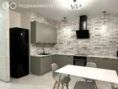 2-комнатная квартира: Ростов-на-Дону, улица Скачкова, 62 (56 м) - Фото 0