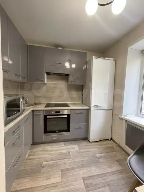 2-к. квартира, 42 м, 2/9 эт. - Фото 0