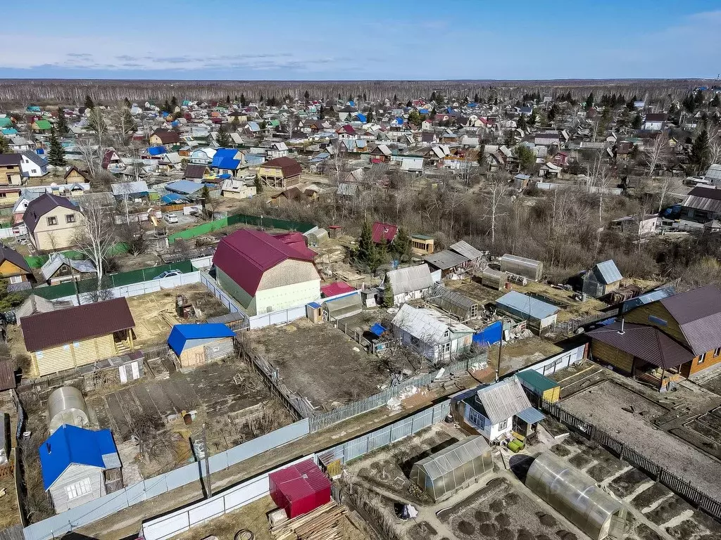 Дом в Тюменская область, Тюмень Плодовое СНТ, ул. Цветочная (25 м) - Фото 1