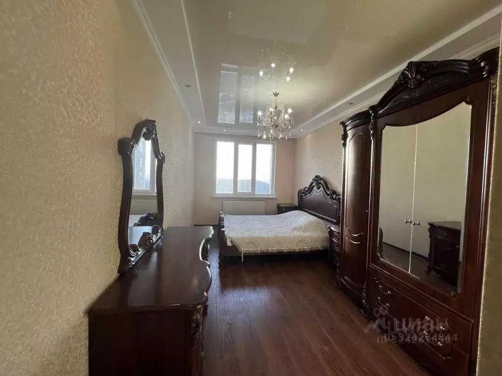 3-к кв. Ставропольский край, Ставрополь ул. Пирогова, 78 (90.0 м) - Фото 1