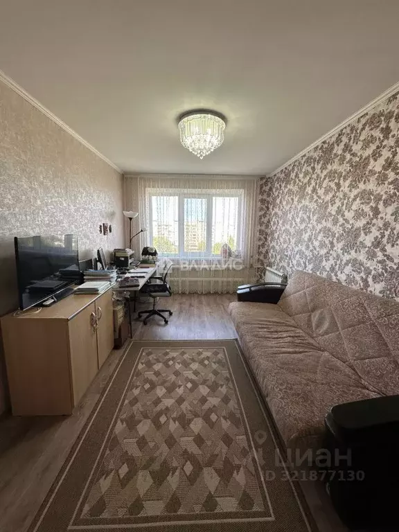 3-к кв. Оренбургская область, Орск Новый город мкр, ул. Беляева, 10 ... - Фото 0