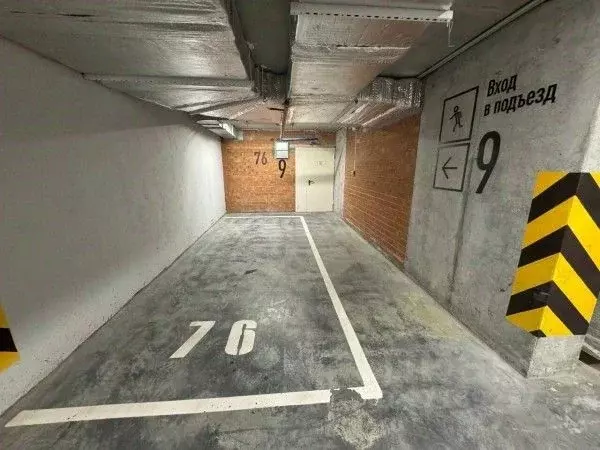 Гараж в Свердловская область, Екатеринбург ул. Азина, 31 (16 м) - Фото 0