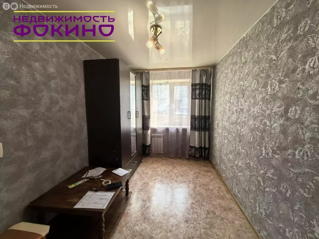 3-комнатная квартира: Фокино, улица Тихонова, 4 (53.7 м) - Фото 1