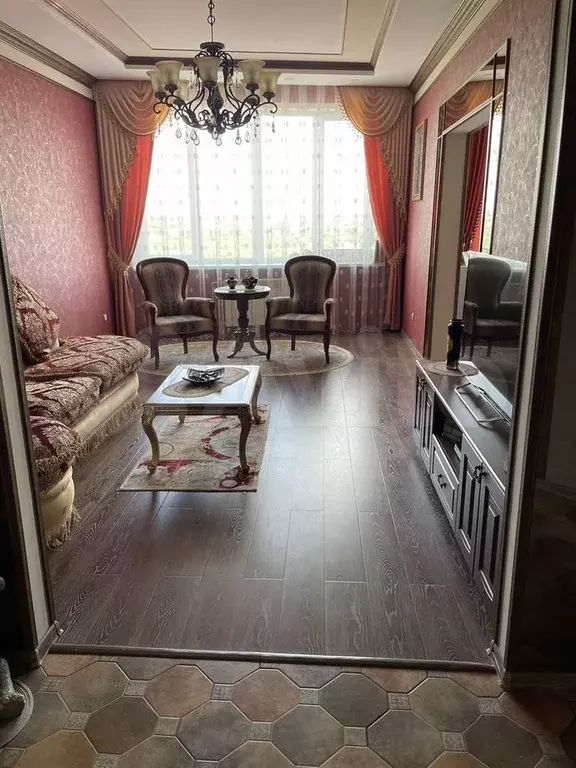 2-к. квартира, 70 м, 8/18 эт. - Фото 1
