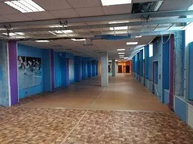 Торговая площадь в Свердловская область, Екатеринбург ул. Смазчиков, 3 ... - Фото 1