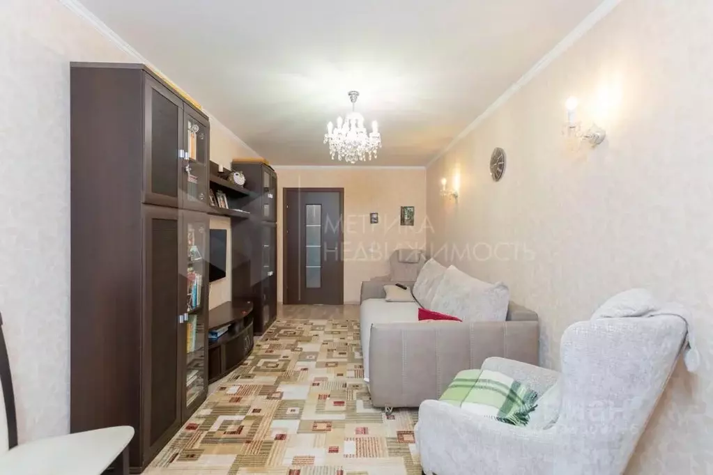 2-к кв. Тюменская область, Тюмень ул. Самарцева, 3 (64.0 м) - Фото 1
