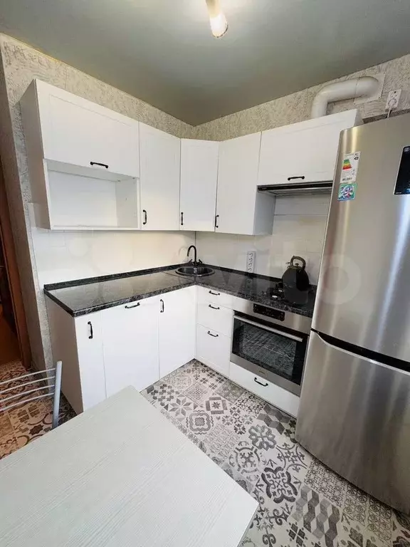 2-к. квартира, 43 м, 9/9 эт. - Фото 0