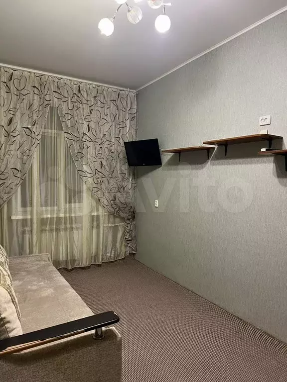 1-к. квартира, 40 м, 4/4 эт. - Фото 1