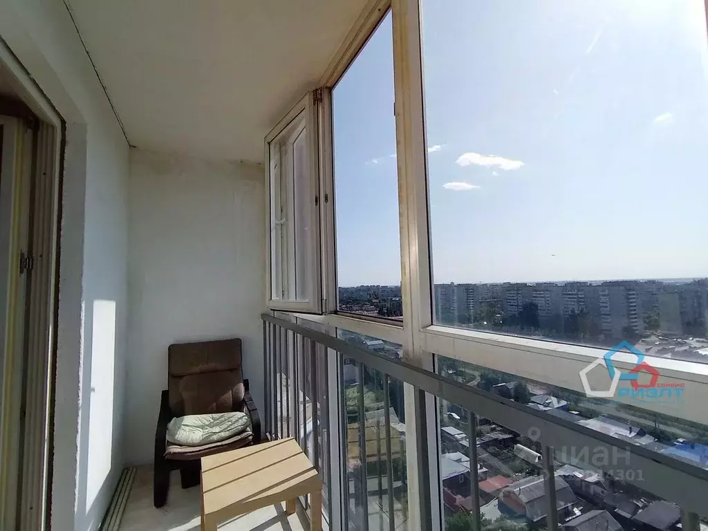 2-к кв. Омская область, Омск ул. Шебалдина, 31 (60.2 м) - Фото 0
