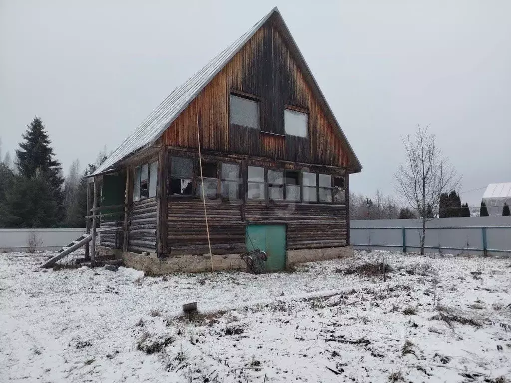 Дом в Ленинградская область, Киришский район, Будогощское городское ... - Фото 1