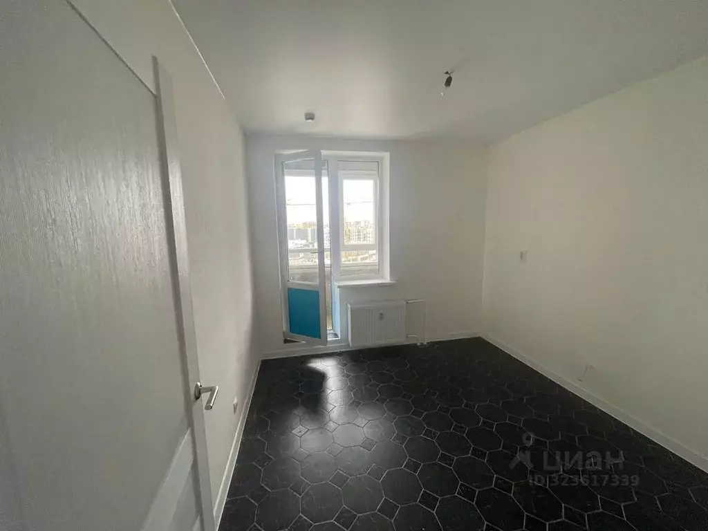 1-к кв. Ленинградская область, Мурино Всеволожский район, ул. ... - Фото 1