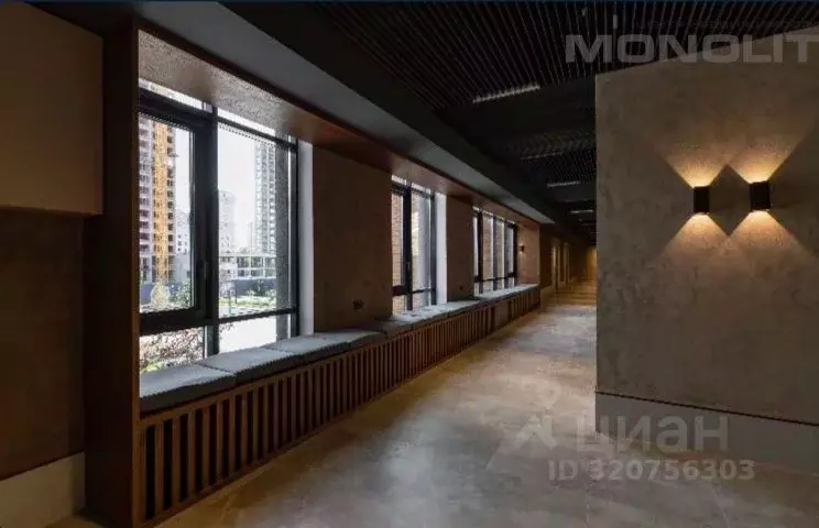 Торговая площадь в Свердловская область, Екатеринбург ул. Серова, 72А ... - Фото 2