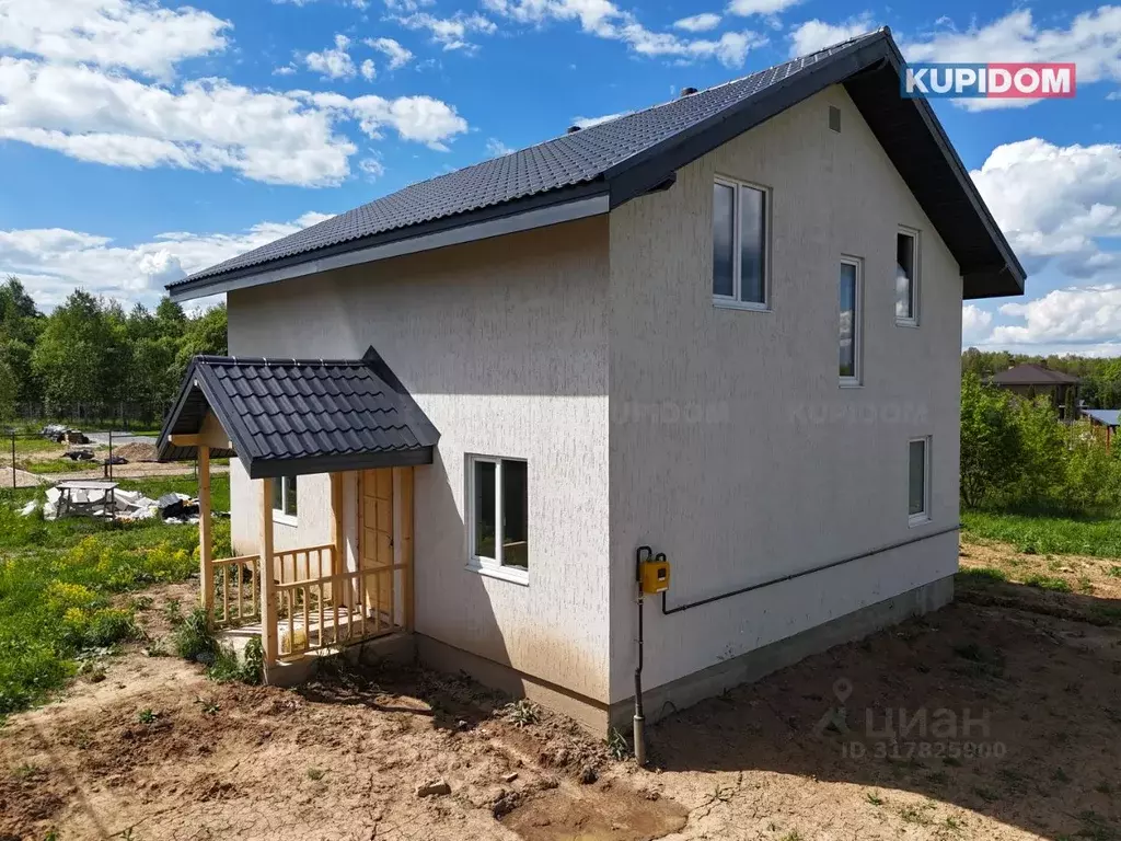 Дом в Калужская область, Боровский район, Совьяки с/пос, Солнечная ... - Фото 0