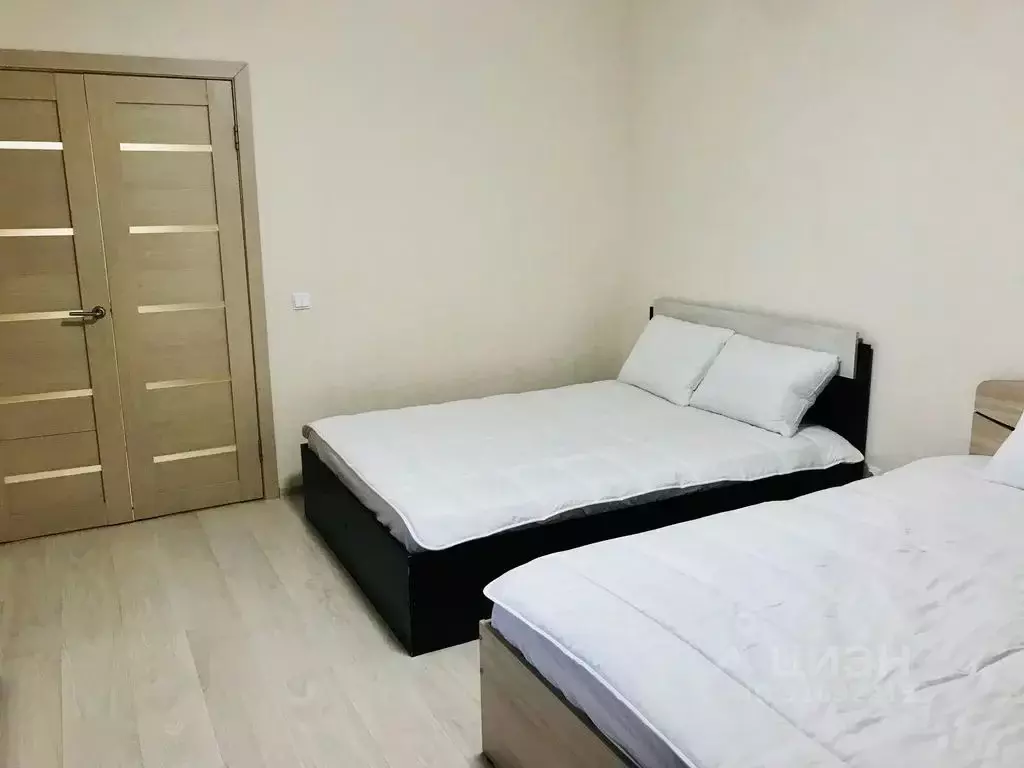 2-к кв. Удмуртия, Ижевск ул. Орджоникидзе, 65 (70.0 м) - Фото 0