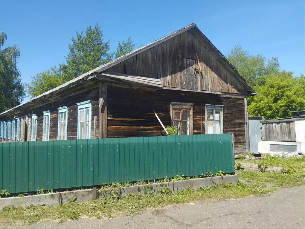 Дом в Омская область, Калачинск Больничная ул., 14к8 (79 м) - Фото 1