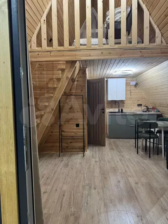 Комната 15 м, 1/2 эт. - Фото 0