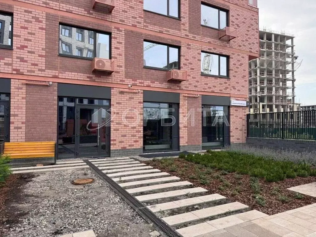 Помещение свободного назначения в Тюменская область, Тюмень ул. Андрея ... - Фото 2