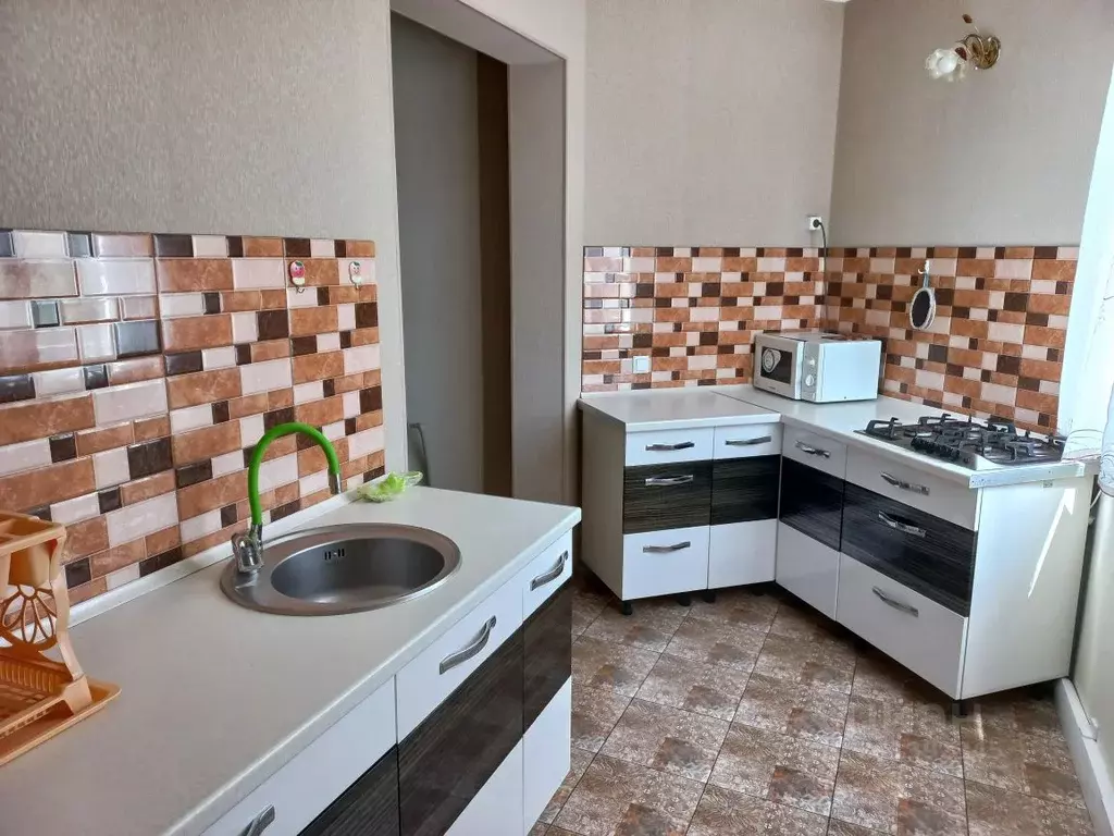 Дом в Крым, Евпатория ул. Московская, 27 (50 м) - Фото 0