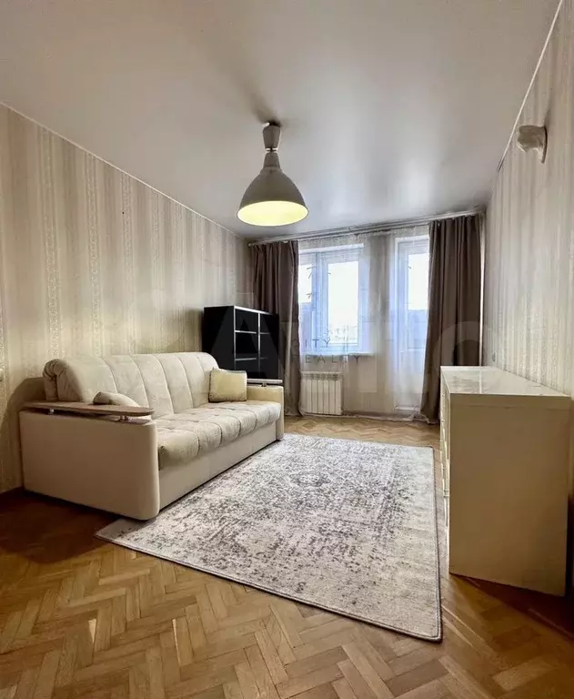 2-к. квартира, 63 м, 8/8 эт. - Фото 1