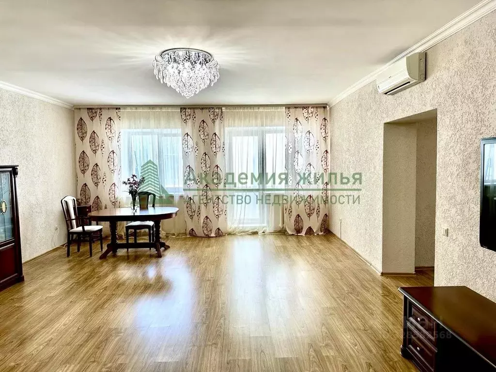 3-к кв. Саратовская область, Энгельс наб. Имени Генерал-лейтенанта ... - Фото 1