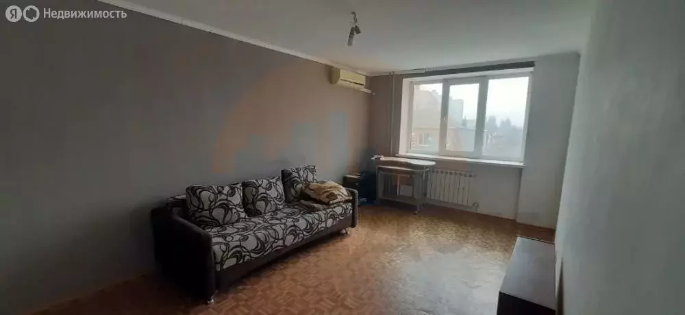 3-комнатная квартира: Саки, Крымская улица, 1 (65 м) - Фото 1