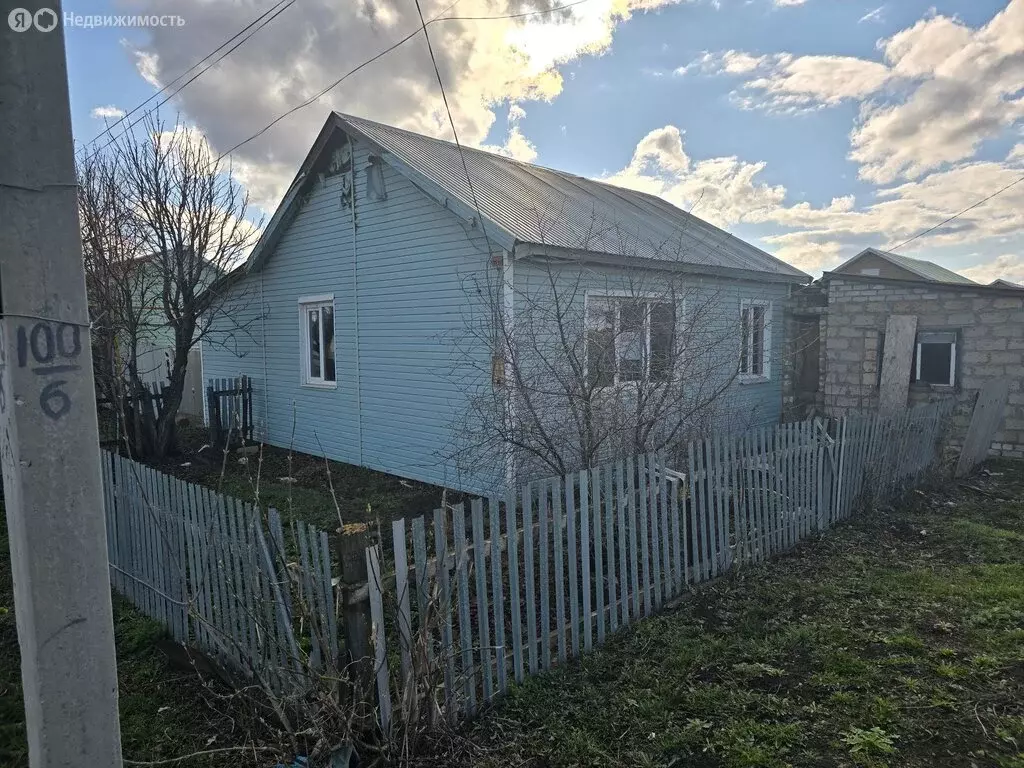 Дом в село Большая Глушица, Первомайская улица, 22 (62.9 м) - Фото 1