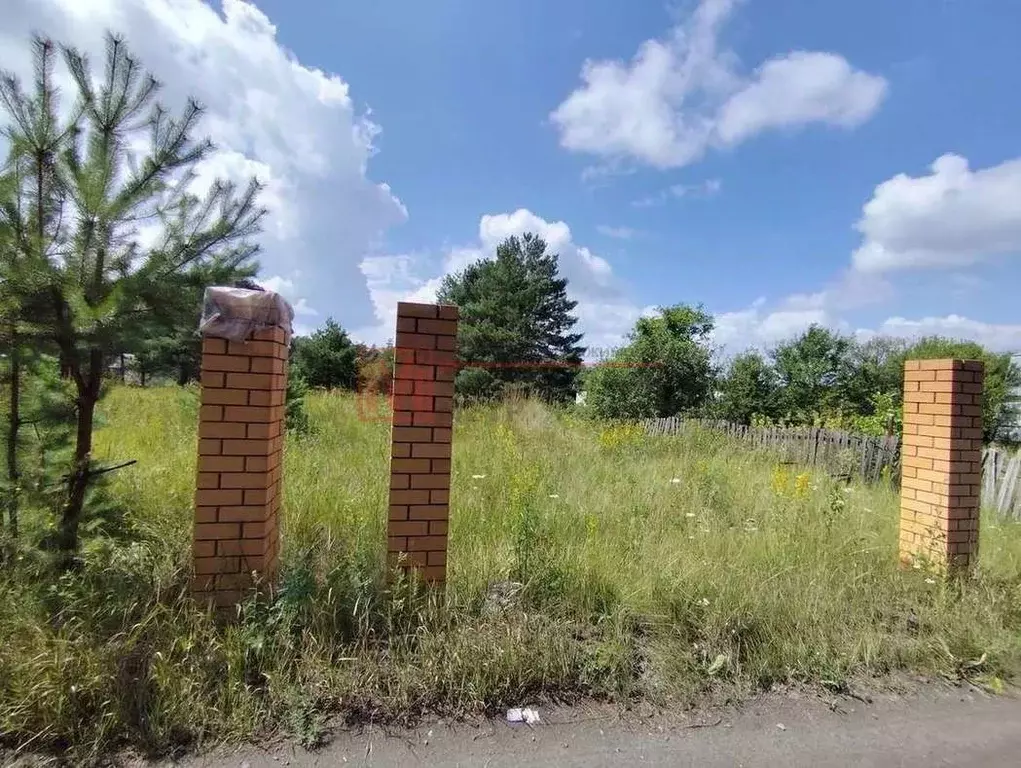 Участок в Белгородская область, Старооскольский городской округ, с. ... - Фото 1