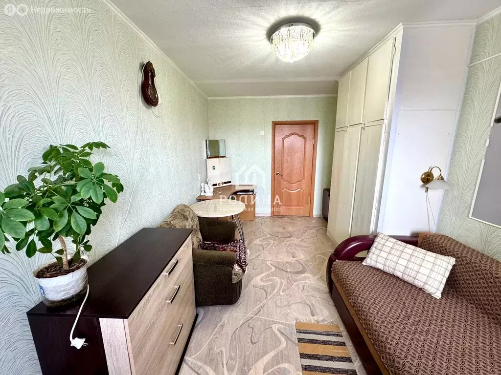 1к в 5-комнатной квартире (13.4 м) - Фото 1