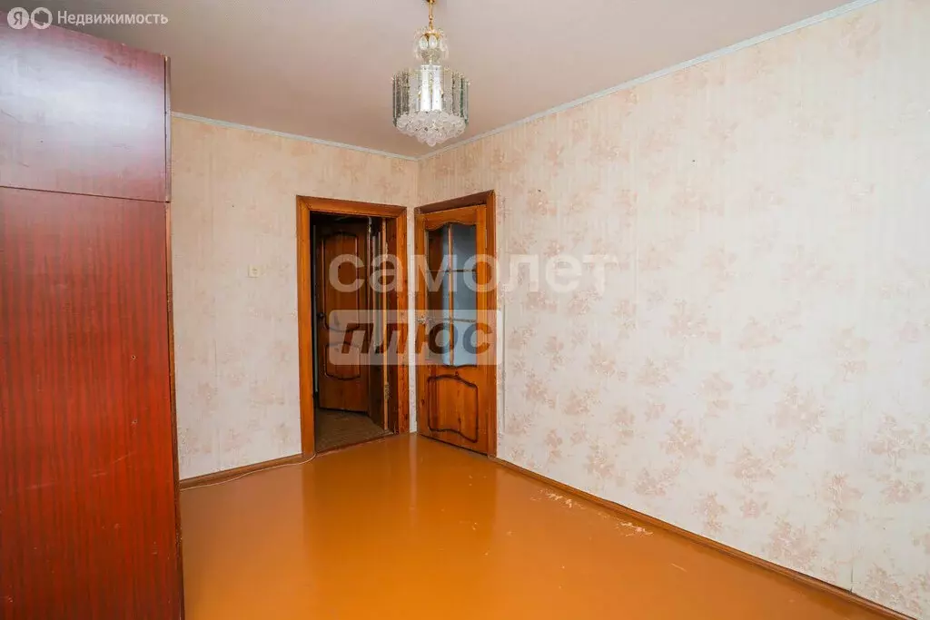 3-комнатная квартира: Верхний Уфалей, улица Чекасина, 8 (66.7 м) - Фото 1