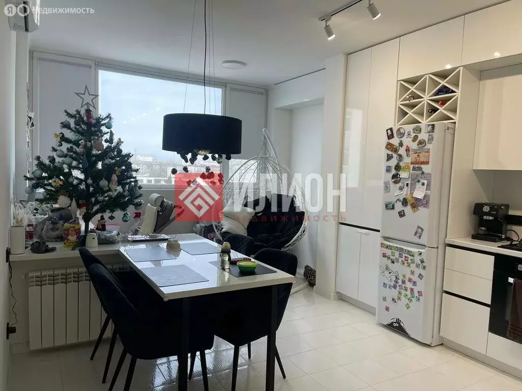 1-комнатная квартира: Севастополь, улица Руднева, 2Б (56.4 м) - Фото 1