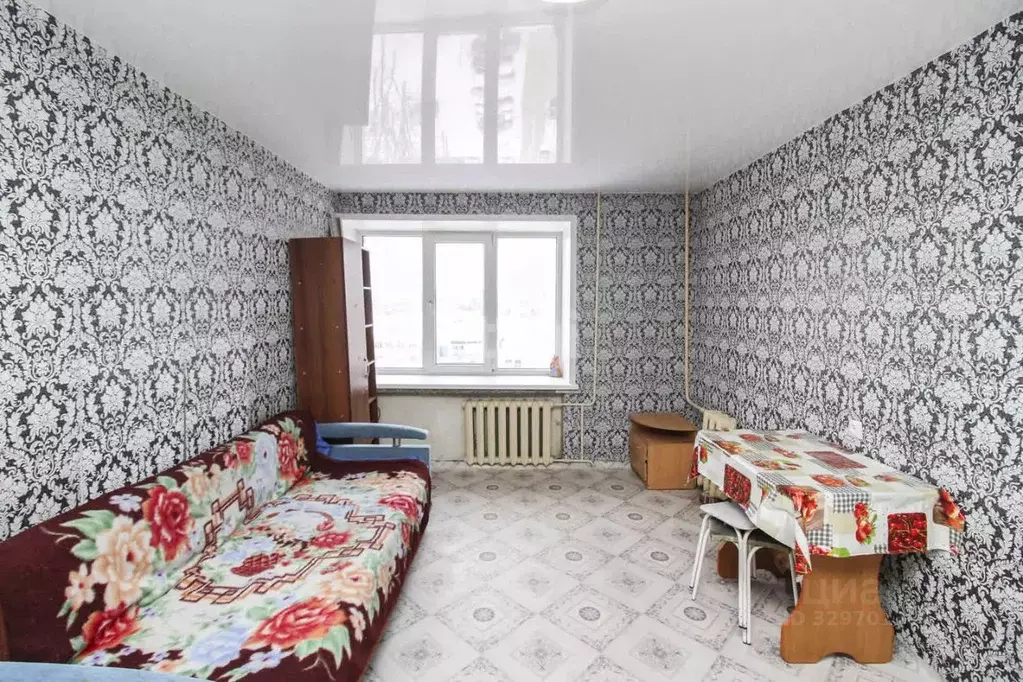 Комната Тюменская область, Тюмень ул. Республики, 212 (17.8 м) - Фото 1