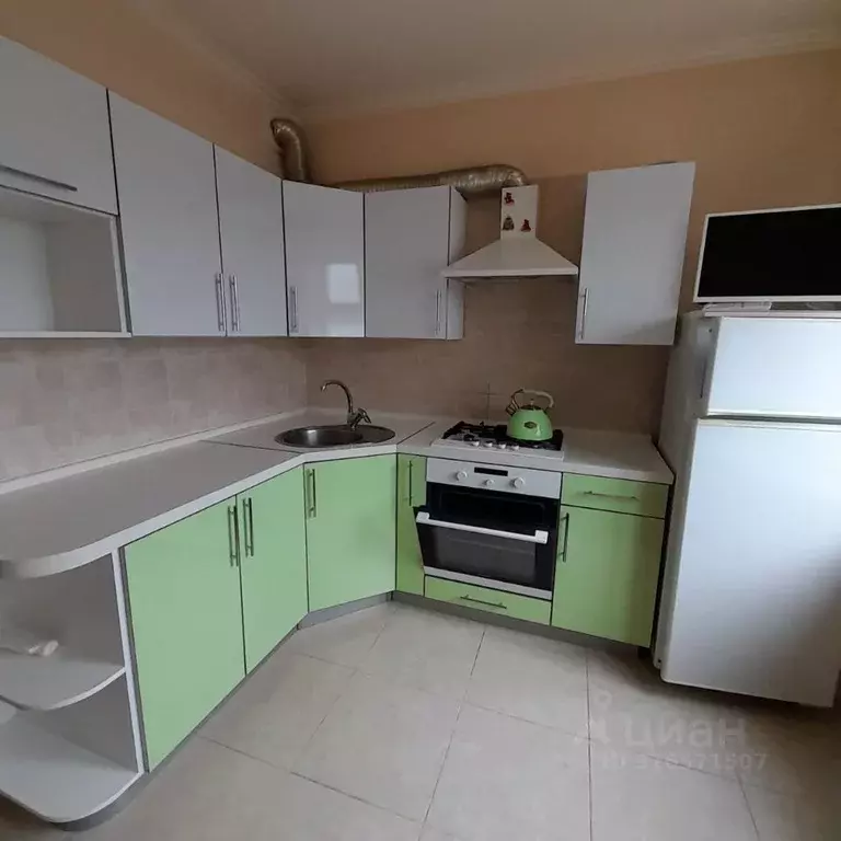 2-к кв. Брянская область, Брянск ул. Брянского Фронта, 10/1 (54.0 м) - Фото 0