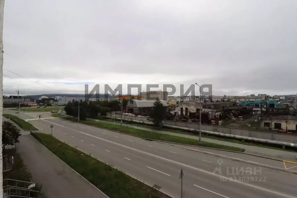 Комната Магаданская область, Магадан ул. Берзина, 3 (37.8 м) - Фото 1