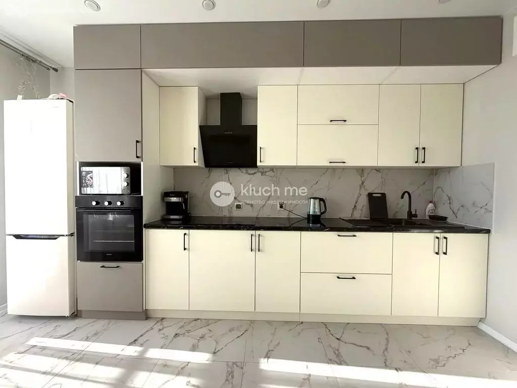 1-комнатная квартира: Казань, улица Родины, 26Б (52 м) - Фото 1